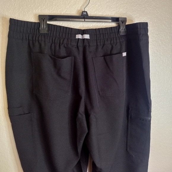 NWT figs uman relaxed jogger scrub pants BLACK sz 2xl - Picture 5 of 7